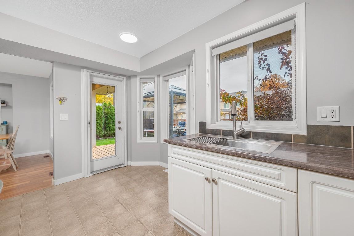 









5200


25th Ave

, 19,
Vernon,




BC
V1T 9V6

