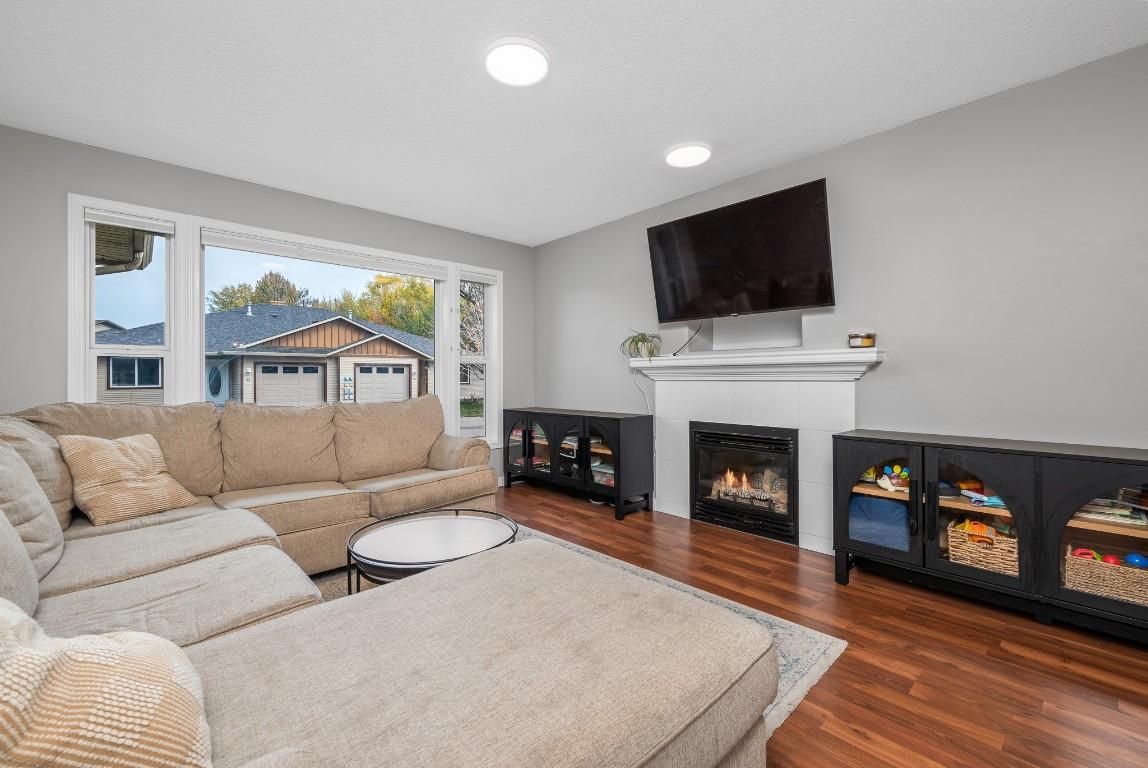 









5200


25th Ave

, 19,
Vernon,




BC
V1T 9V6

