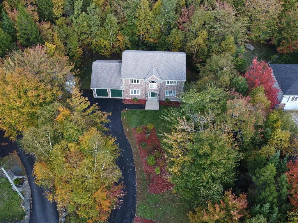 












15 Kara Court

,
Hammonds Plains,




NS
B4B 1L4

