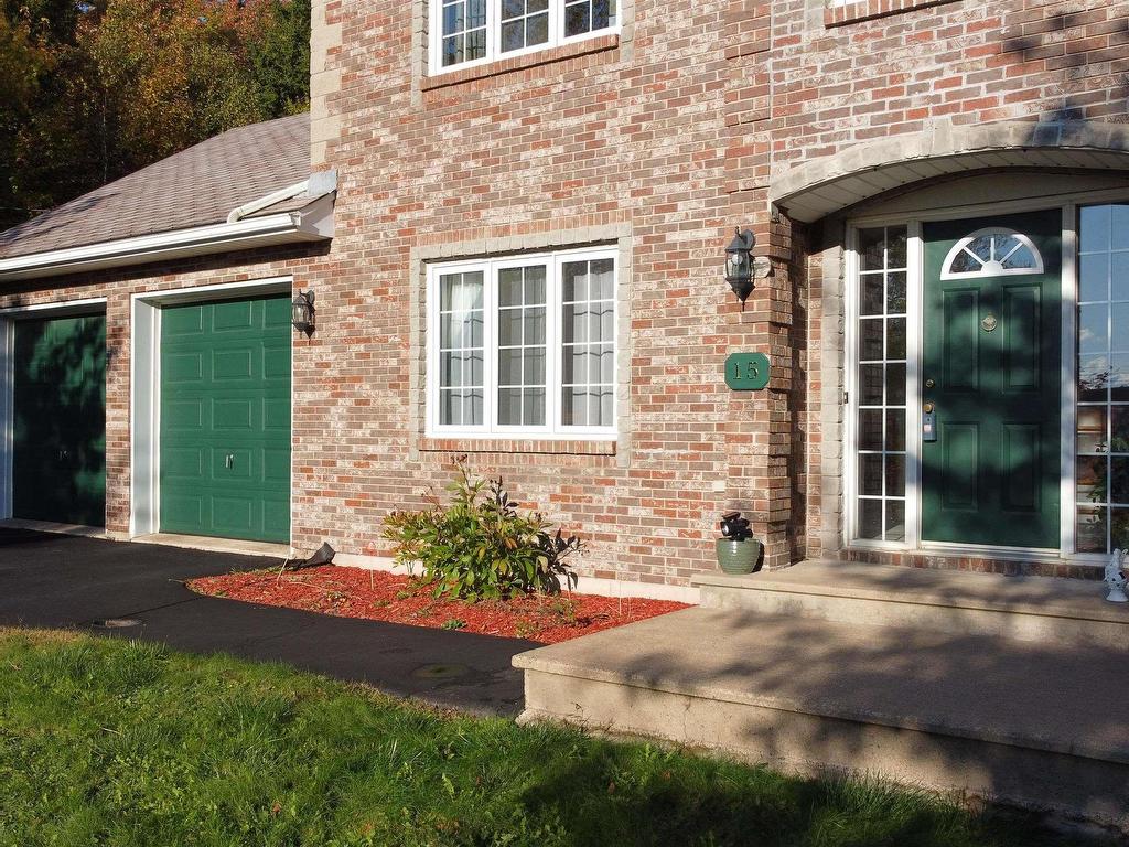 












15 Kara Court

,
Hammonds Plains,




NS
B4B 1L4

