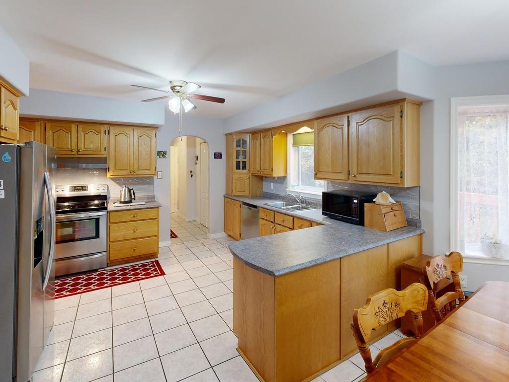 












15 Kara Court

,
Hammonds Plains,




NS
B4B 1L4

