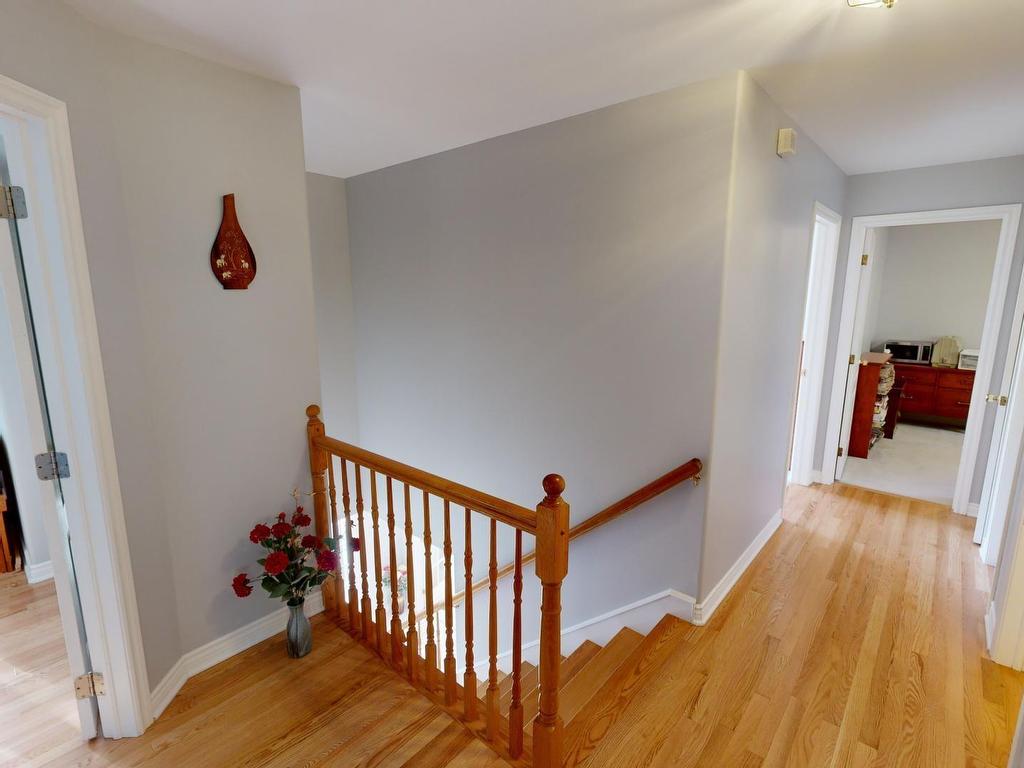 












15 Kara Court

,
Hammonds Plains,




NS
B4B 1L4

