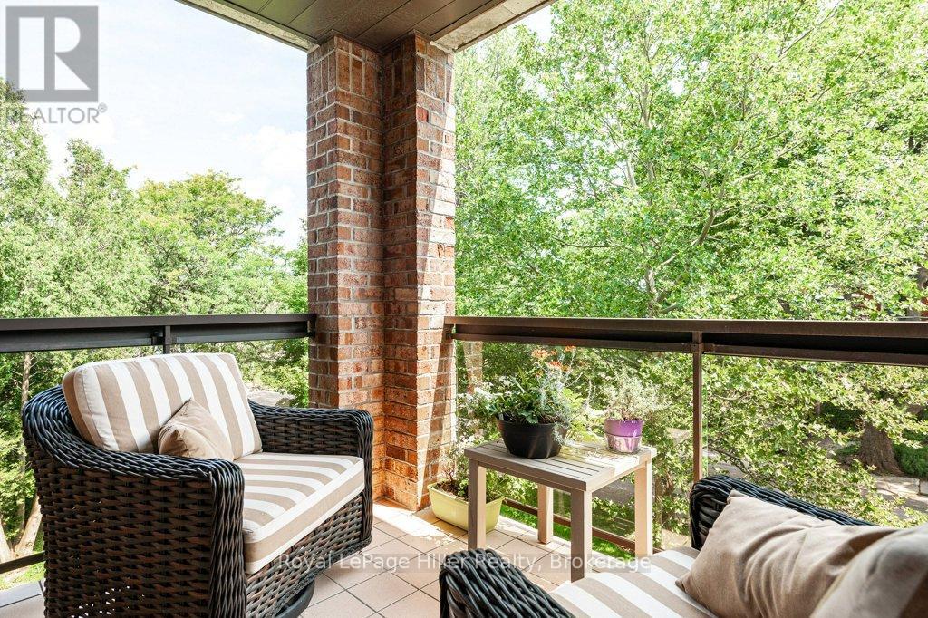 












205 - 30 FRONT STREET

,
Stratford,




Ontario
N5A7S3

