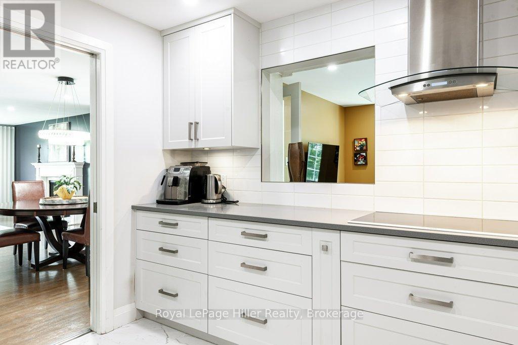 












205 - 30 FRONT STREET

,
Stratford,




Ontario
N5A7S3

