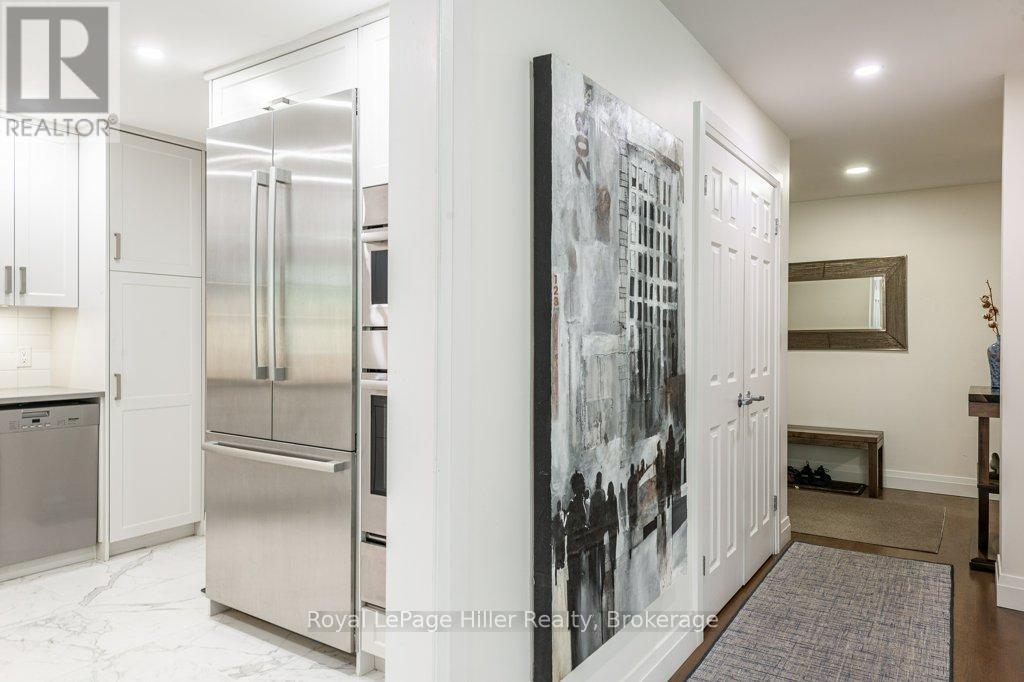 












205 - 30 FRONT STREET

,
Stratford,




Ontario
N5A7S3

