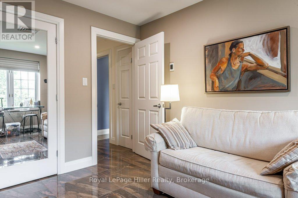 












205 - 30 FRONT STREET

,
Stratford,




Ontario
N5A7S3

