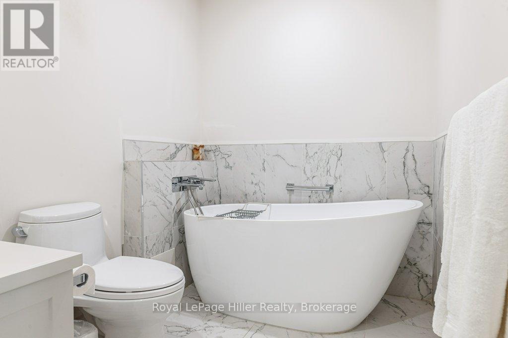 












205 - 30 FRONT STREET

,
Stratford,




Ontario
N5A7S3

