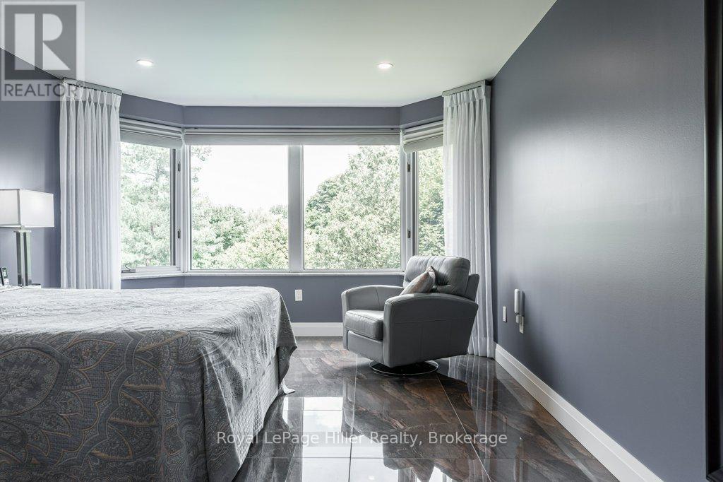 












205 - 30 FRONT STREET

,
Stratford,




Ontario
N5A7S3

