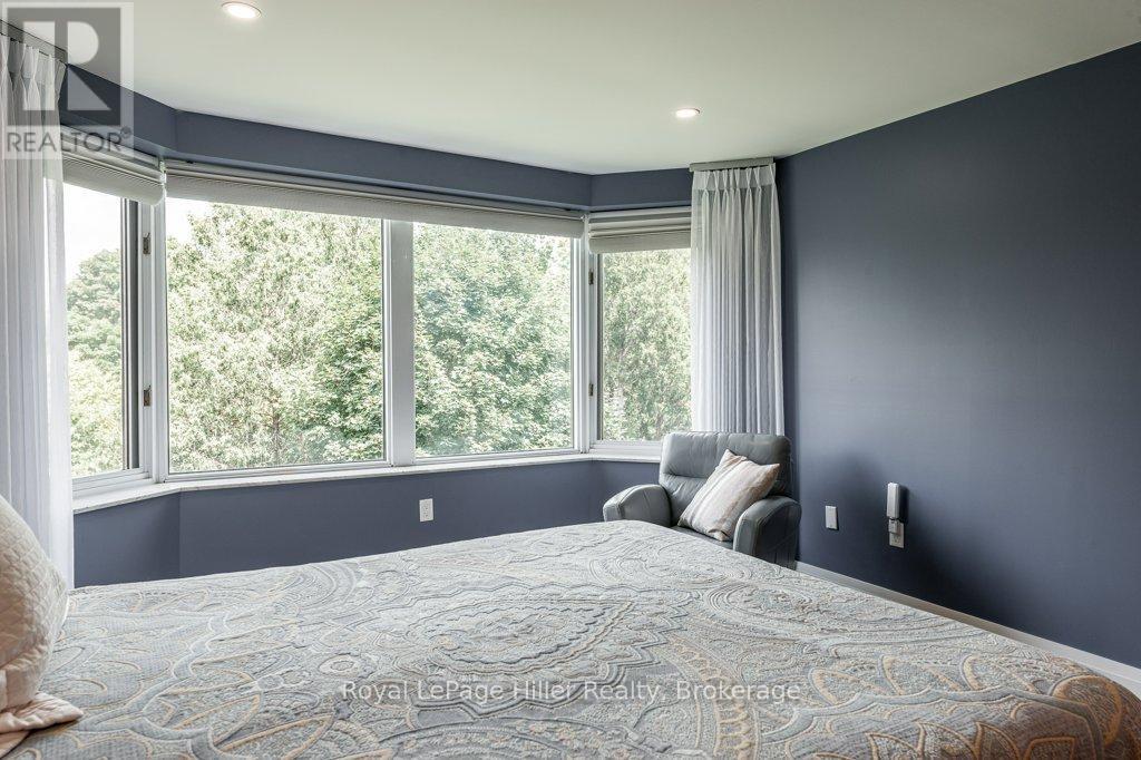 












205 - 30 FRONT STREET

,
Stratford,




Ontario
N5A7S3

