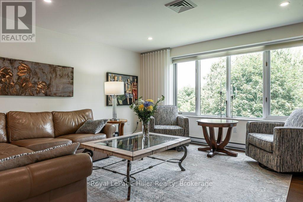 












205 - 30 FRONT STREET

,
Stratford,




Ontario
N5A7S3

