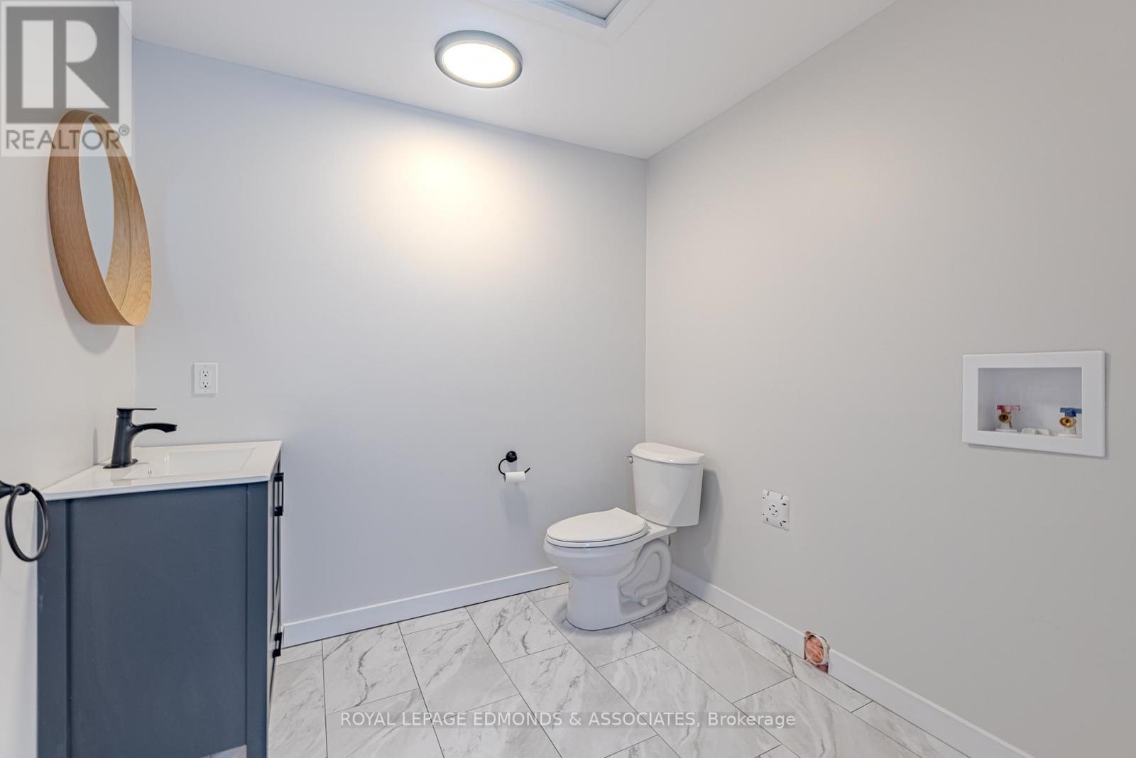 












204 MCALLISTER STREET

,
Pembroke,




Ontario
K8A3G2

