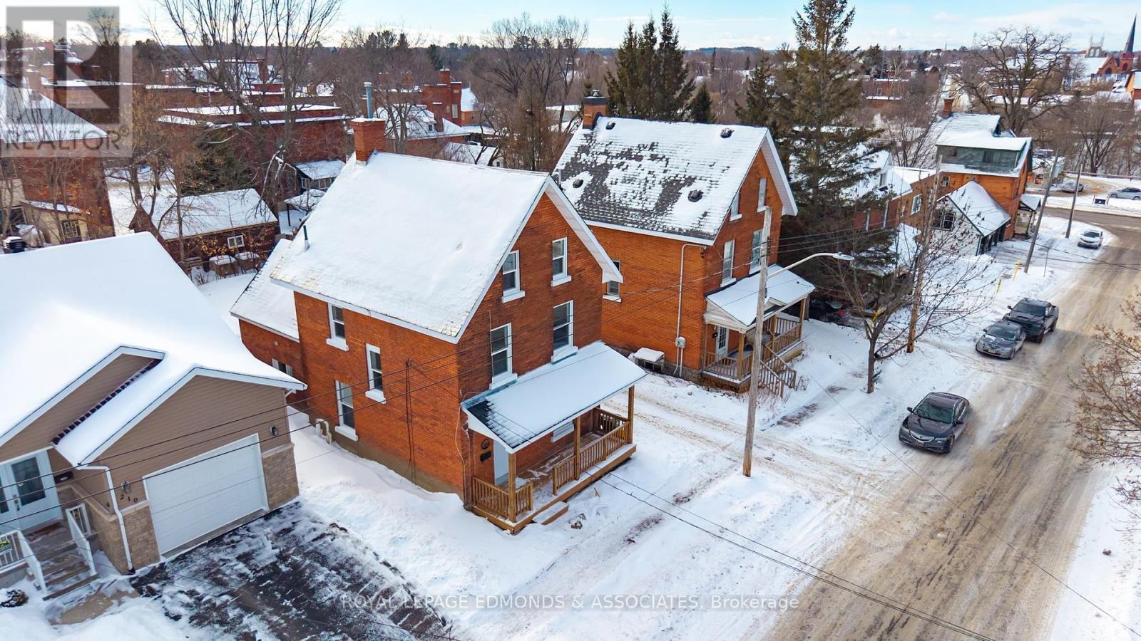 












204 MCALLISTER STREET

,
Pembroke,




Ontario
K8A3G2

