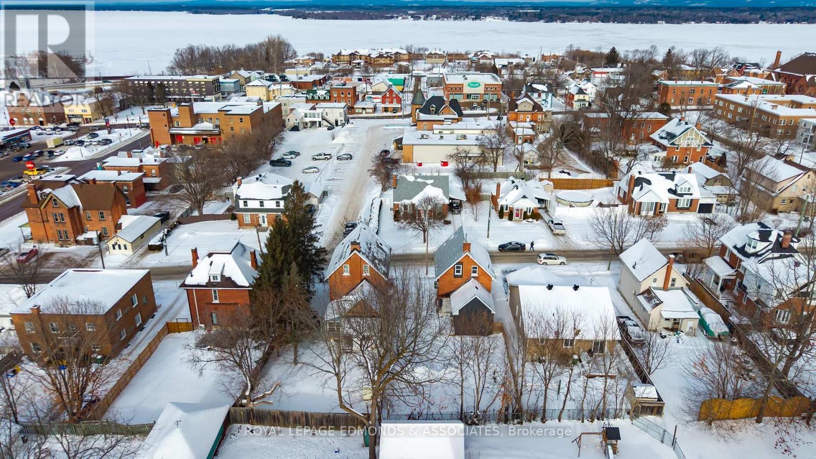 












204 MCALLISTER STREET

,
Pembroke,




Ontario
K8A3G2

