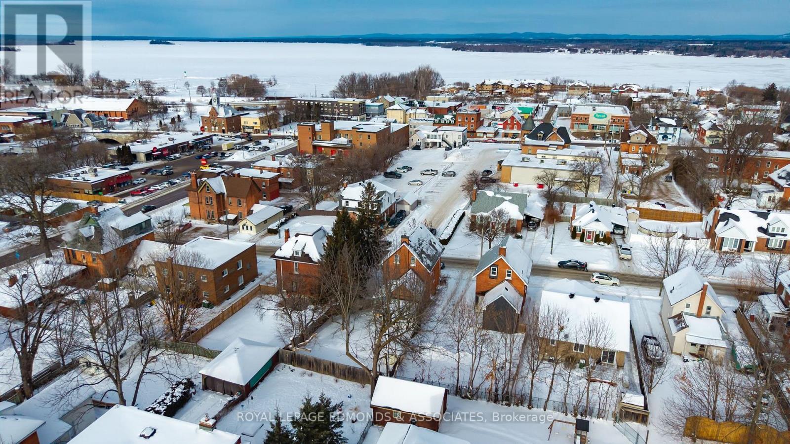 












204 MCALLISTER STREET

,
Pembroke,




Ontario
K8A3G2

