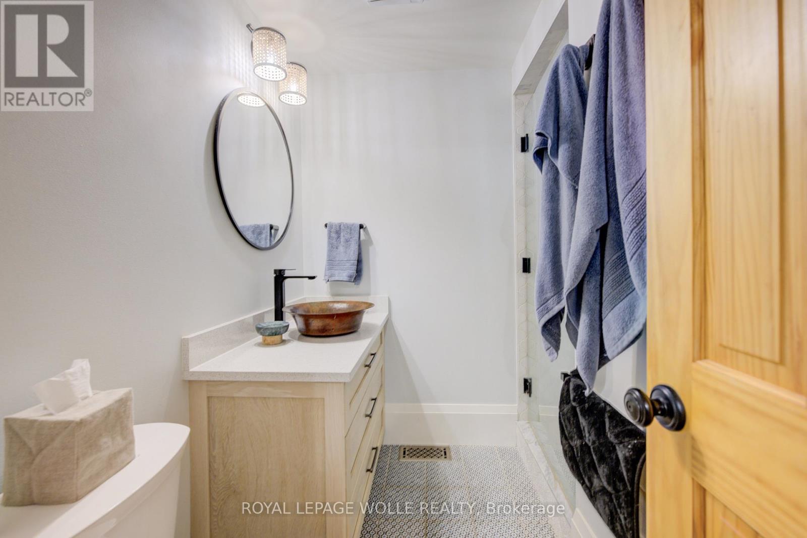 












6265 LINE 89

,
North Perth,




Ontario
N0G1Y0

