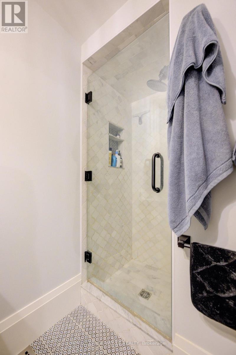 












6265 LINE 89

,
North Perth,




Ontario
N0G1Y0

