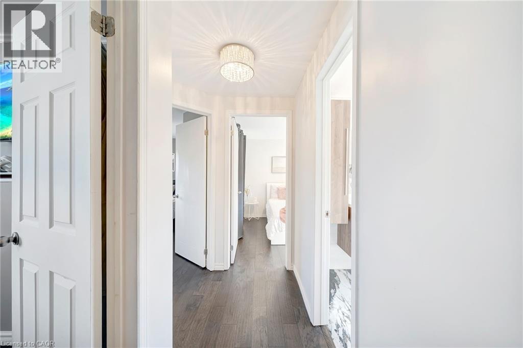 












22 PLEASANT GROVE Terrace

,
Grimsby,




Ontario
L3M5G8

