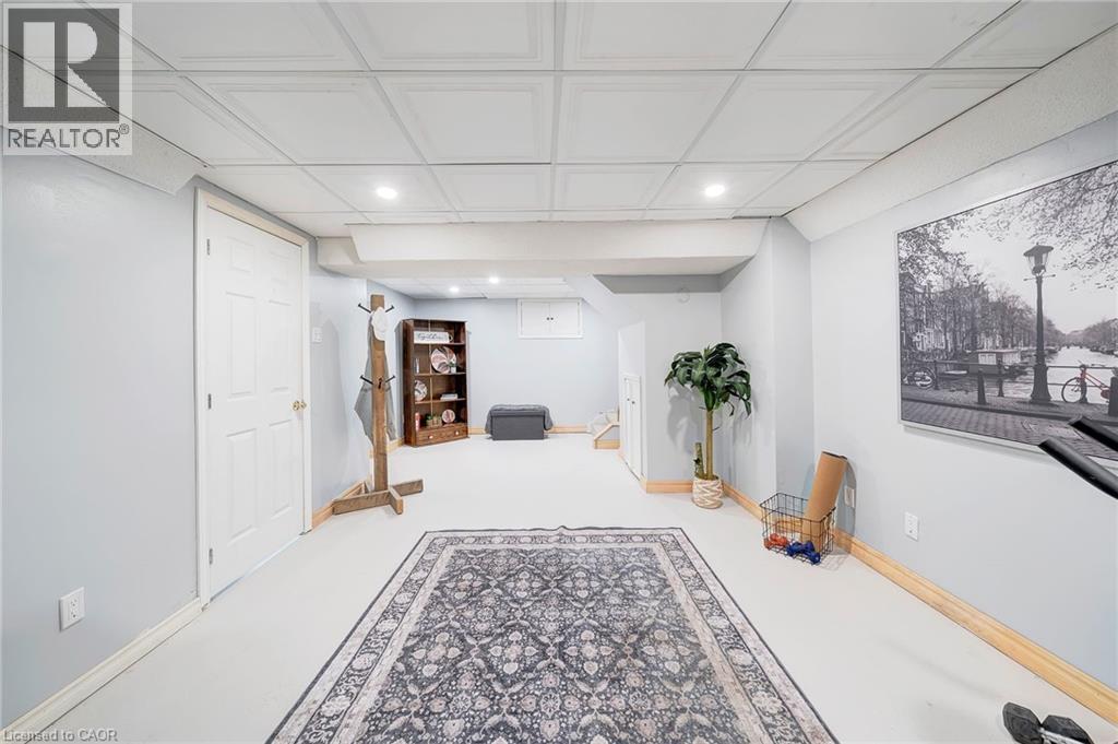 












22 PLEASANT GROVE Terrace

,
Grimsby,




Ontario
L3M5G8

