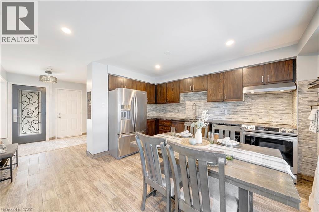 












22 PLEASANT GROVE Terrace

,
Grimsby,




Ontario
L3M5G8

