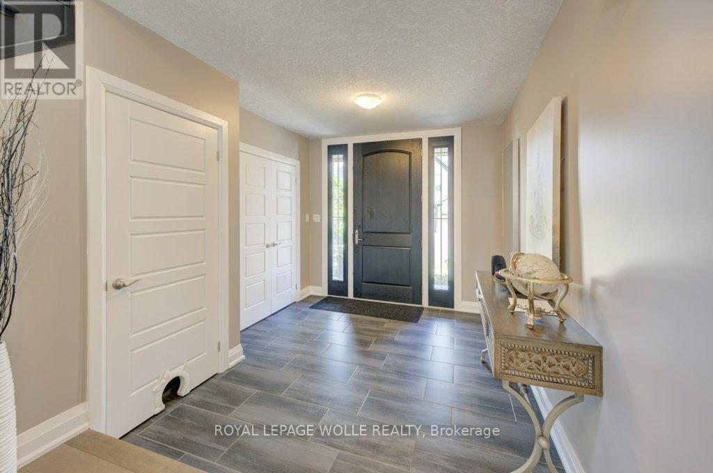 












43 GREYHAWK STREET

,
Kitchener,




Ontario
N2K0C7

