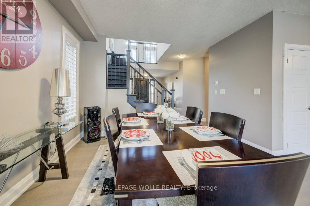 












43 GREYHAWK STREET

,
Kitchener,




Ontario
N2K0C7

