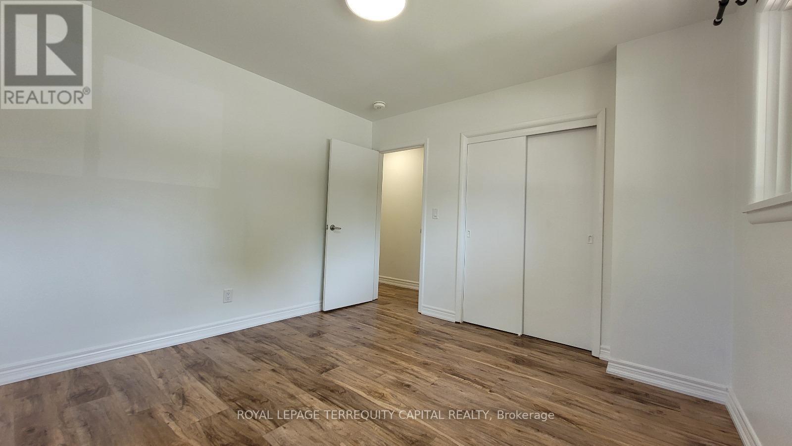 












MAIN - 27 FAIRBURN AVENUE

,
St. Catharines,




Ontario
L2T1B1

