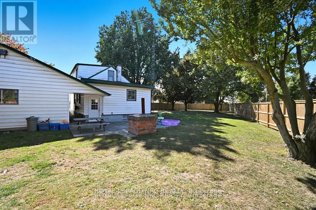 












2459 THOMPSON ROAD

,
Niagara Falls (Church's Lane),




Ontario
L2E6S4

