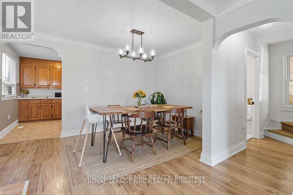 












2459 THOMPSON ROAD

,
Niagara Falls (Church's Lane),




Ontario
L2E6S4

