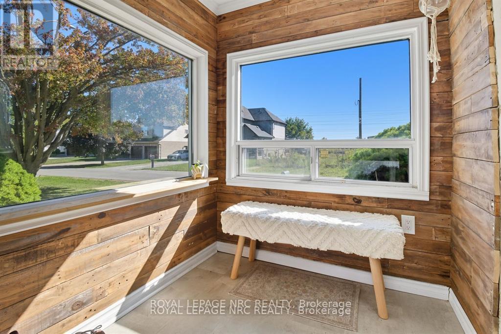 












2459 THOMPSON ROAD

,
Niagara Falls (Church's Lane),




Ontario
L2E6S4

