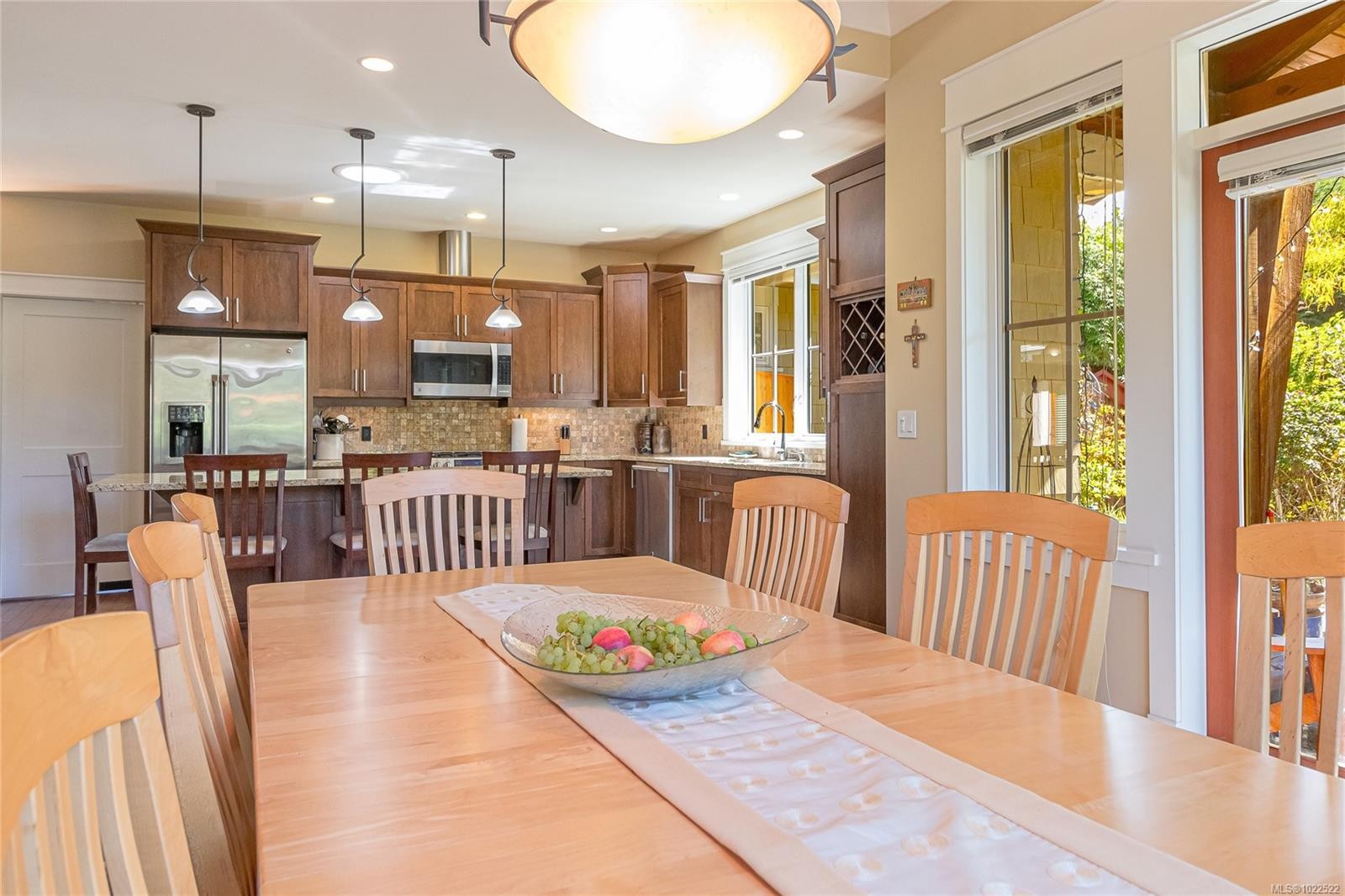 









598


Arbutus

St,
Qualicum Beach,




BC
V9K 1K6

