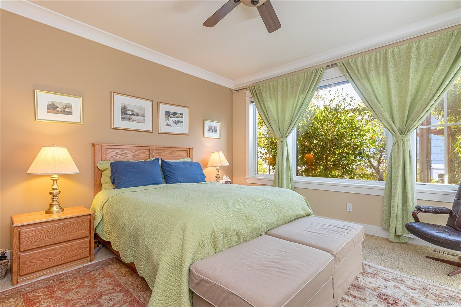 









598


Arbutus

St,
Qualicum Beach,




BC
V9K 1K6

