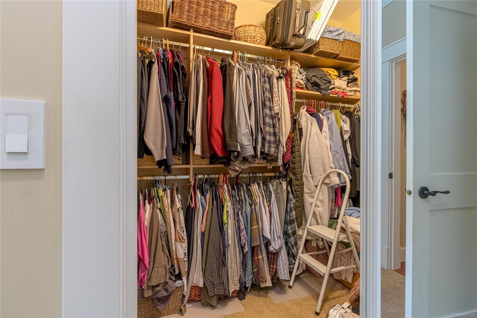 









598


Arbutus

St,
Qualicum Beach,




BC
V9K 1K6

