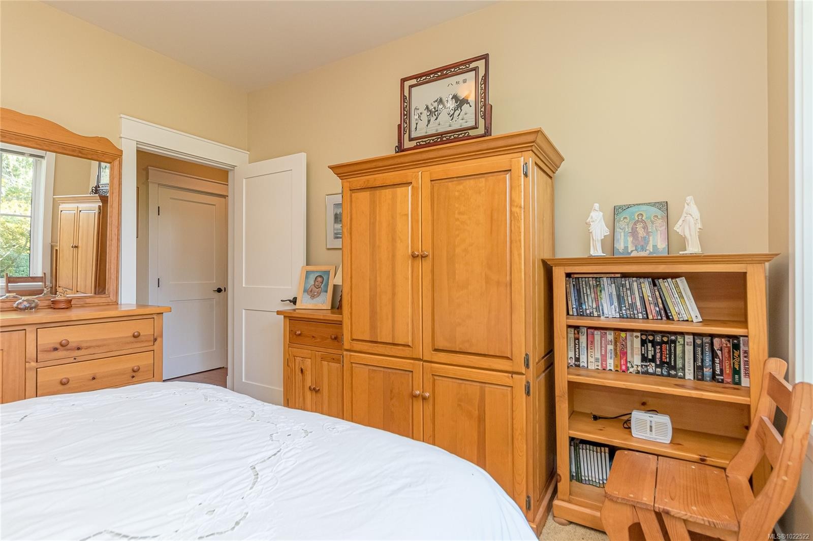 









598


Arbutus

St,
Qualicum Beach,




BC
V9K 1K6

