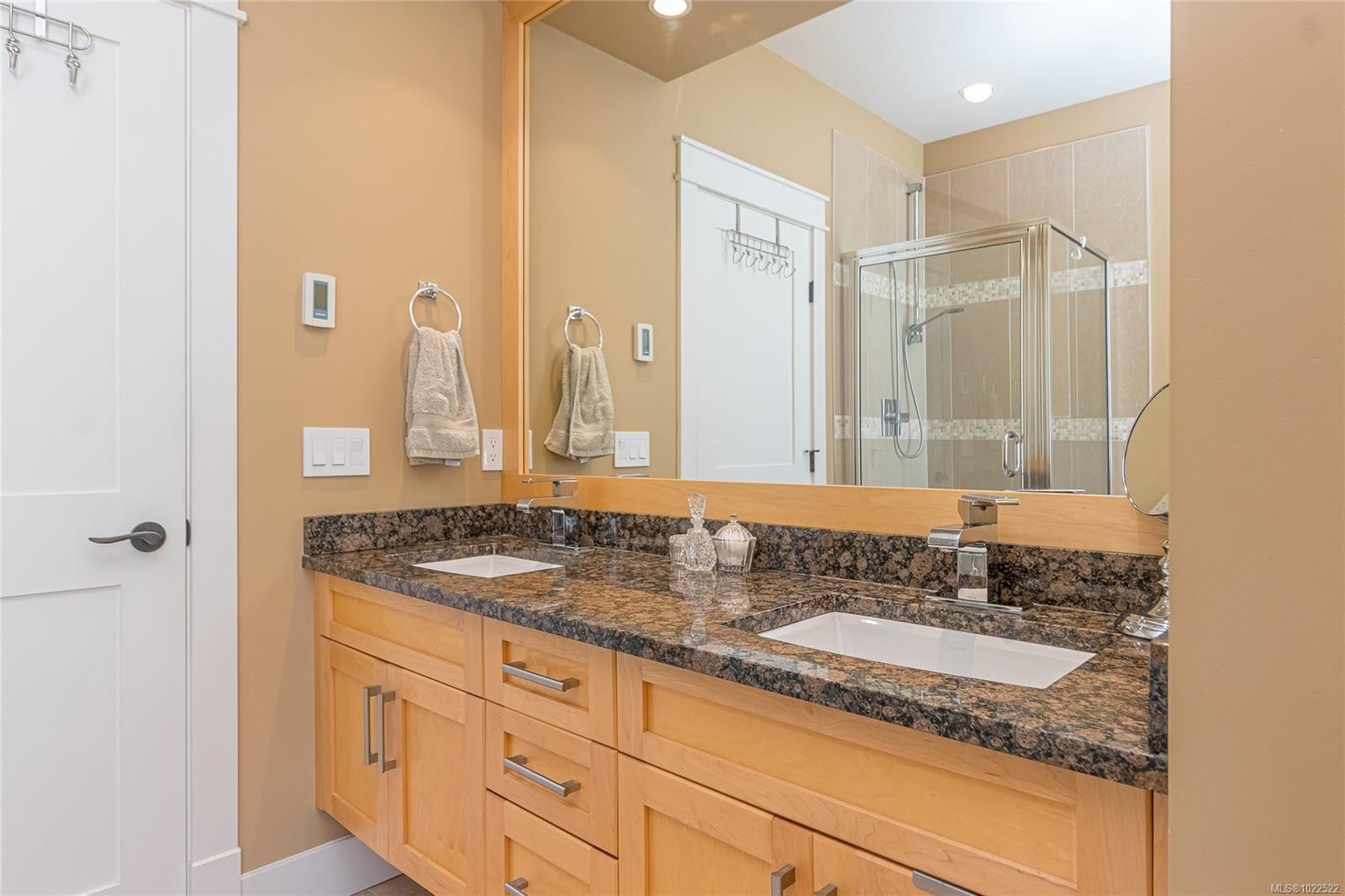 









598


Arbutus

St,
Qualicum Beach,




BC
V9K 1K6

