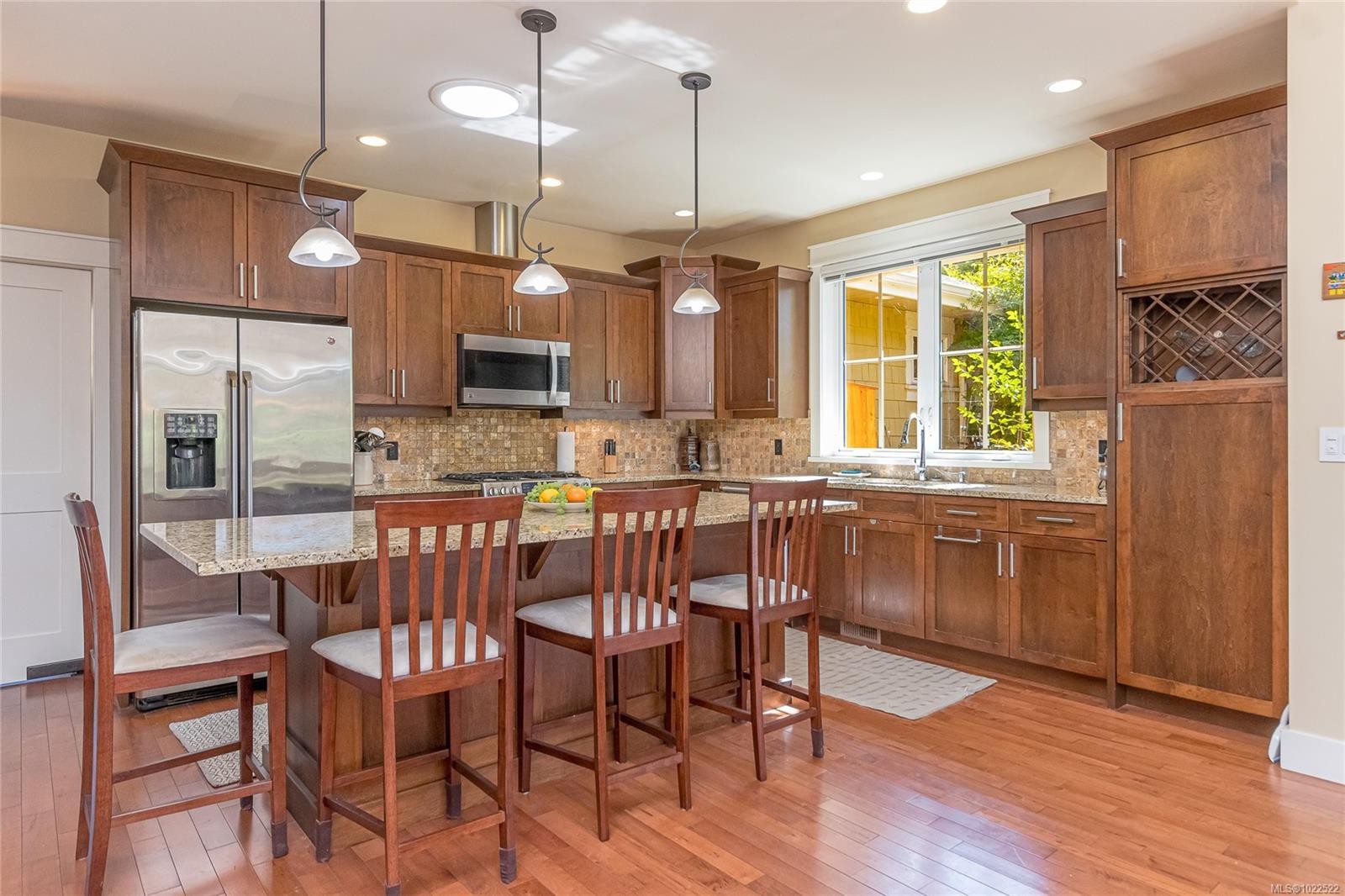 









598


Arbutus

St,
Qualicum Beach,




BC
V9K 1K6

