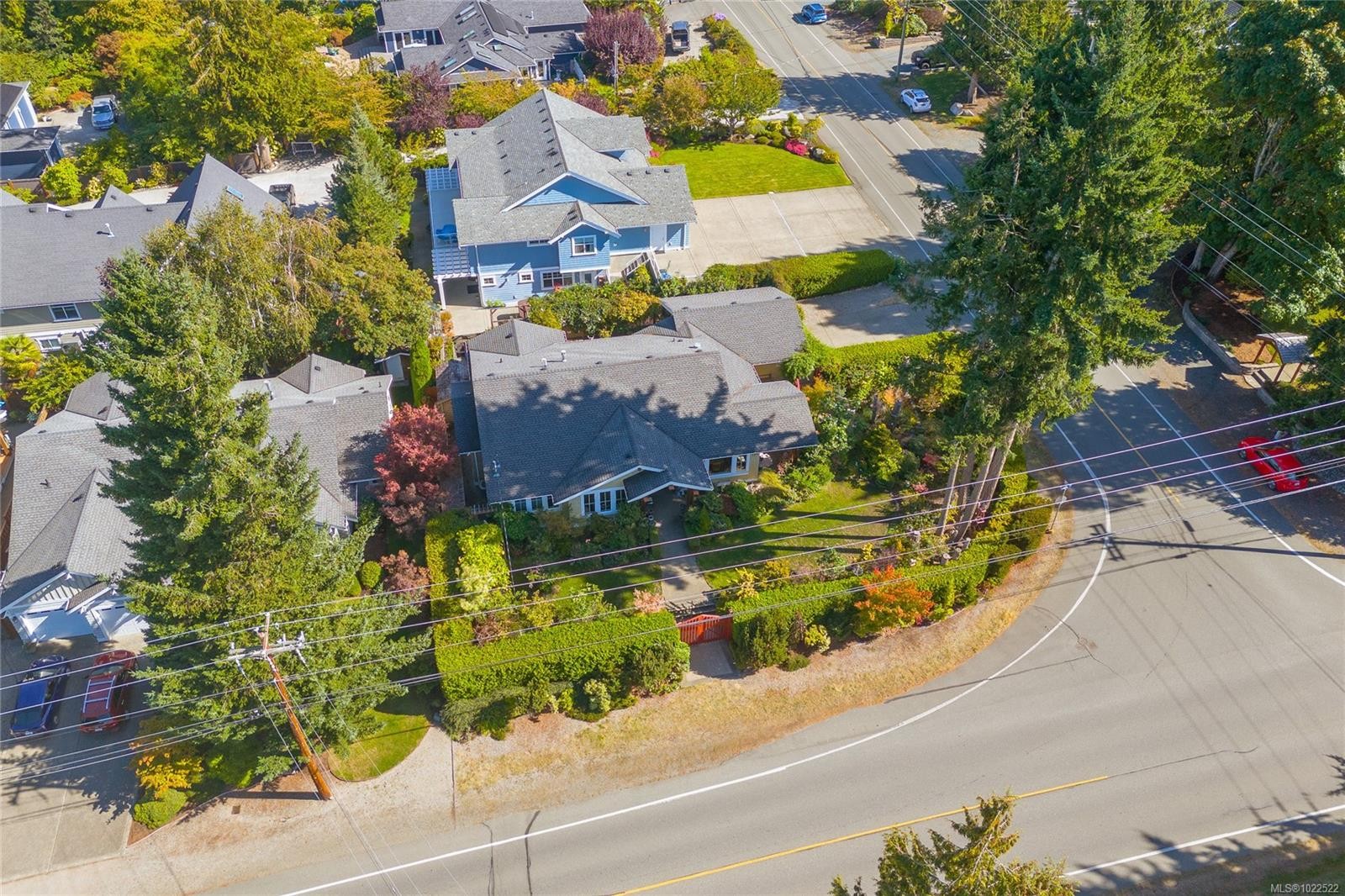 









598


Arbutus

St,
Qualicum Beach,




BC
V9K 1K6

