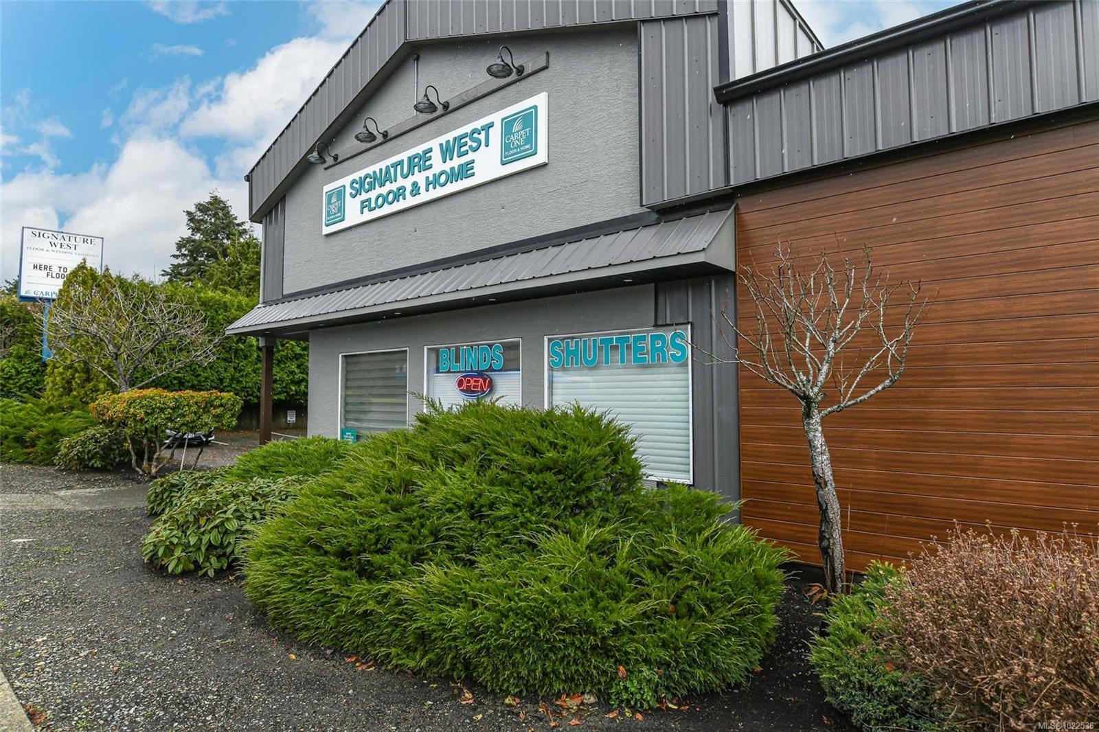 









821


Shamrock

Pl,
Comox,




BC
V9M 4G4

