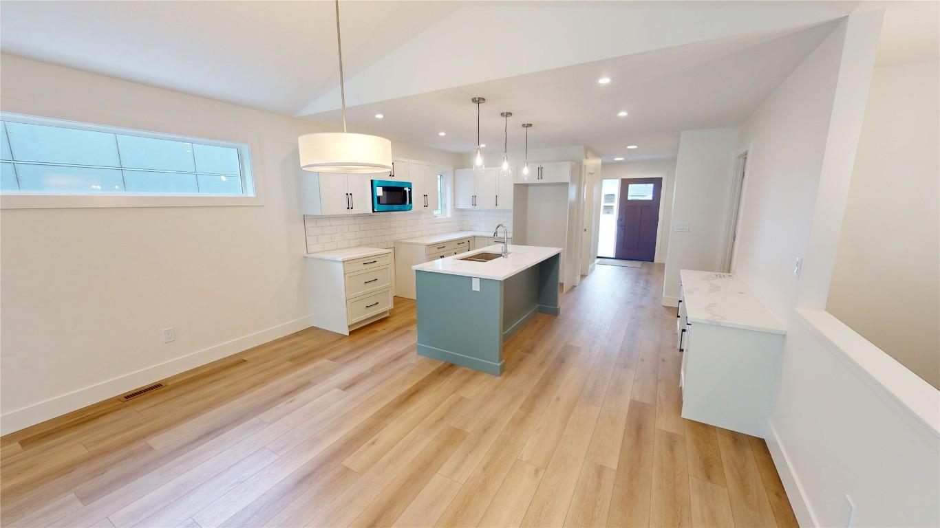 









353


Legacy Lookout

, B,
Cranbrook,




BC
V1C 0E4

