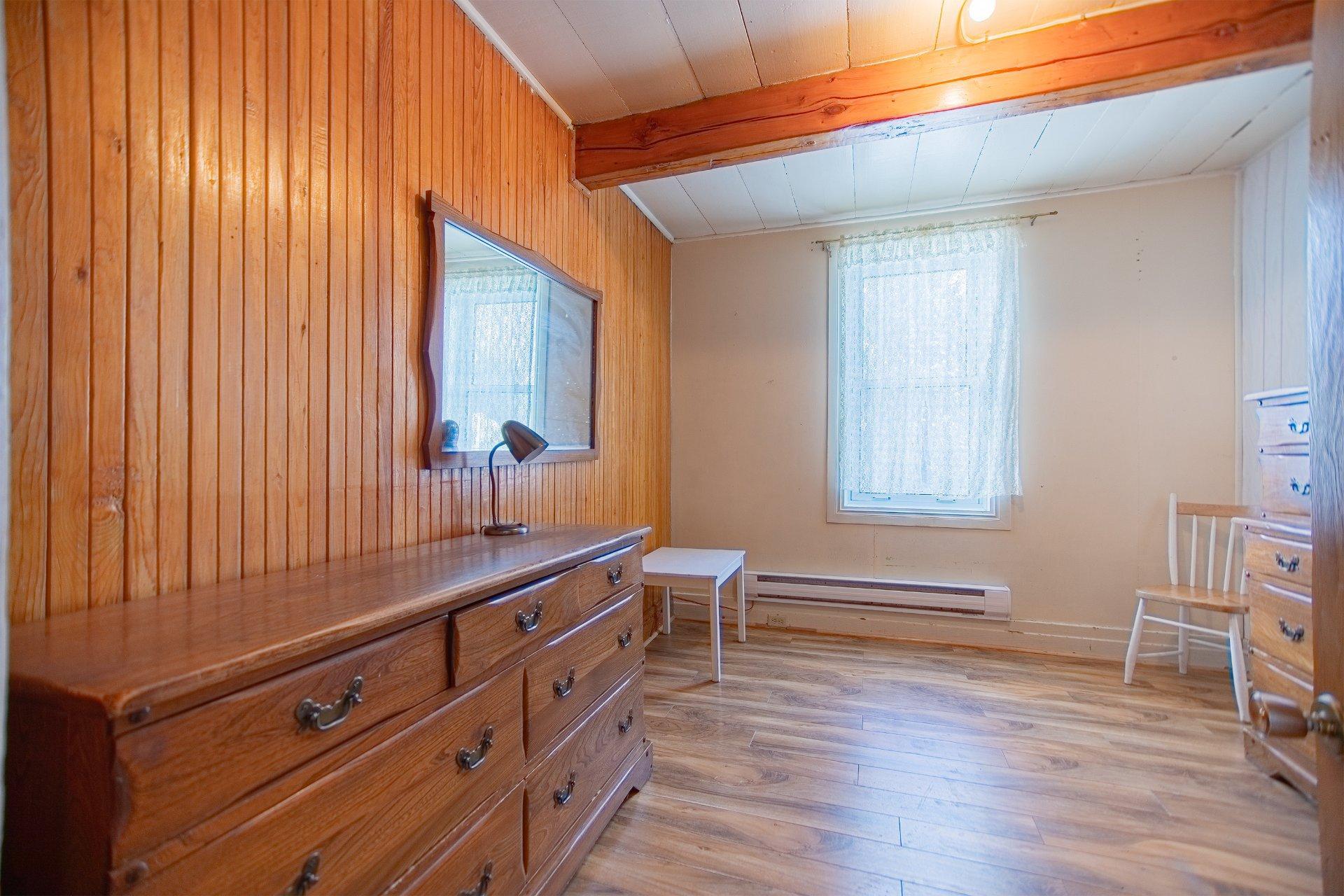 









871


Rue St-Antoine

,
Contrecoeur,




QC
J0L1C0

