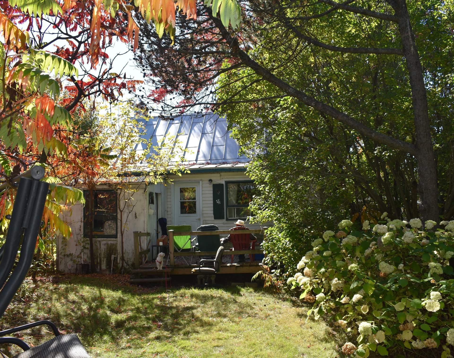 









871


Rue St-Antoine

,
Contrecoeur,




QC
J0L1C0

