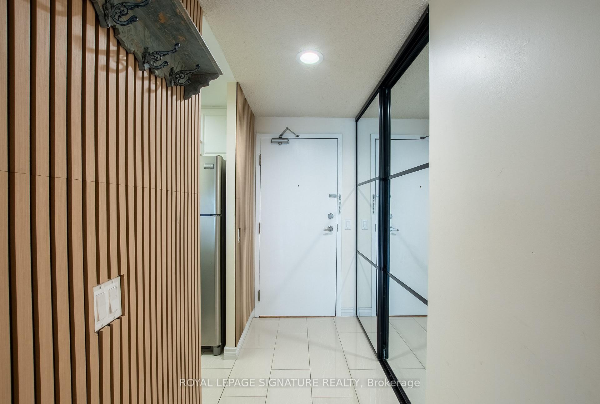 









7


Bishop

Avenue, 1604,
Toronto,




ON
M2M 4J4

