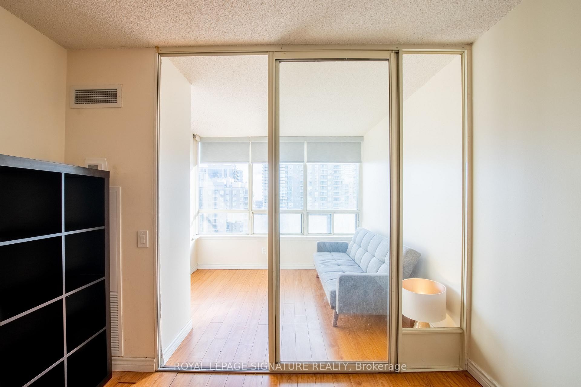 









7


Bishop

Avenue, 1604,
Toronto,




ON
M2M 4J4

