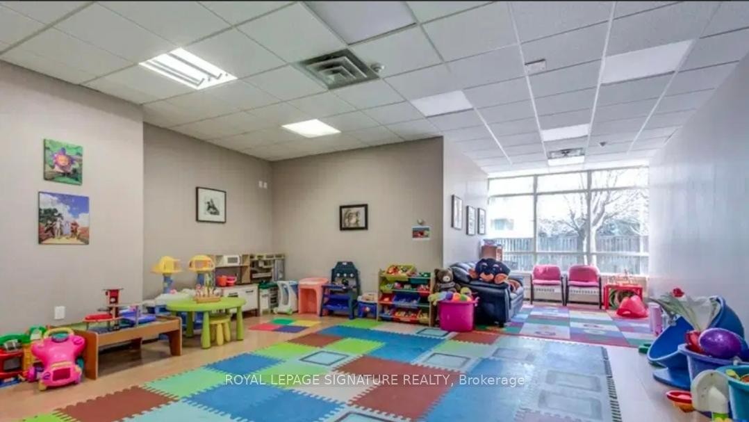 









7


Bishop

Avenue, 1604,
Toronto,




ON
M2M 4J4

