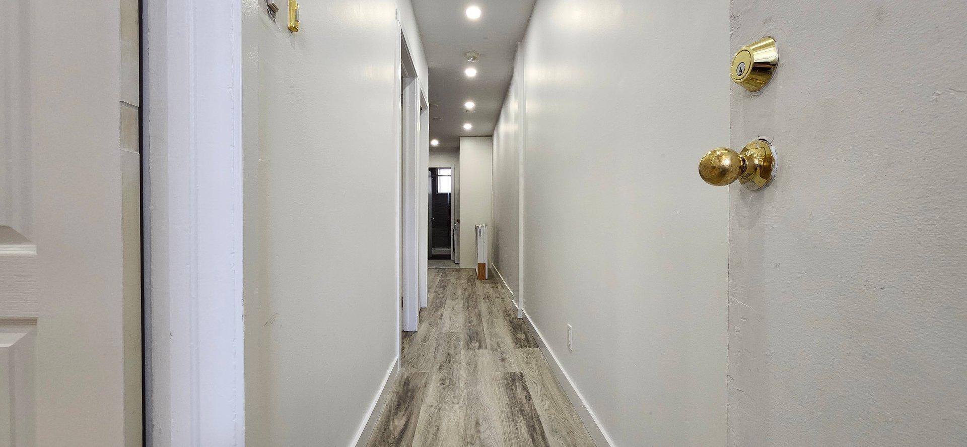 









2222


Rue Fleury E.

, 1,
Montréal (Ahuntsic-Cartierville),




QC
H2B1K4

