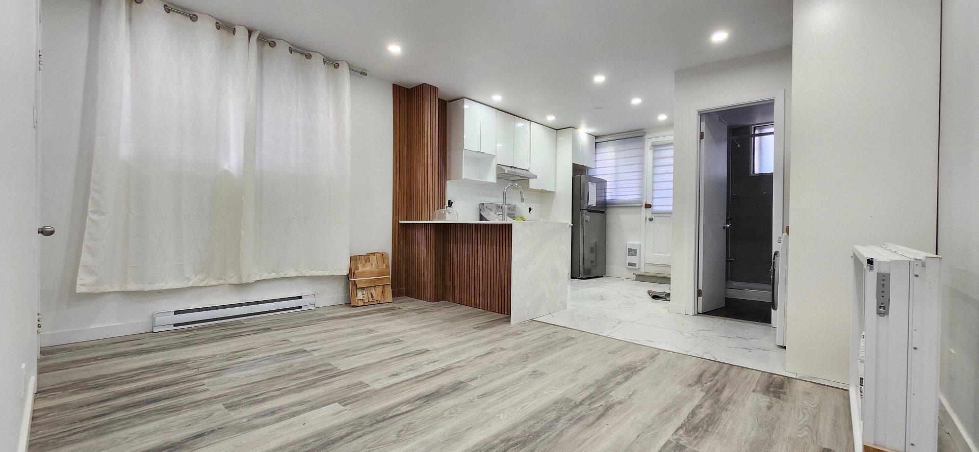 









2222


Rue Fleury E.

, 1,
Montréal (Ahuntsic-Cartierville),




QC
H2B1K4

