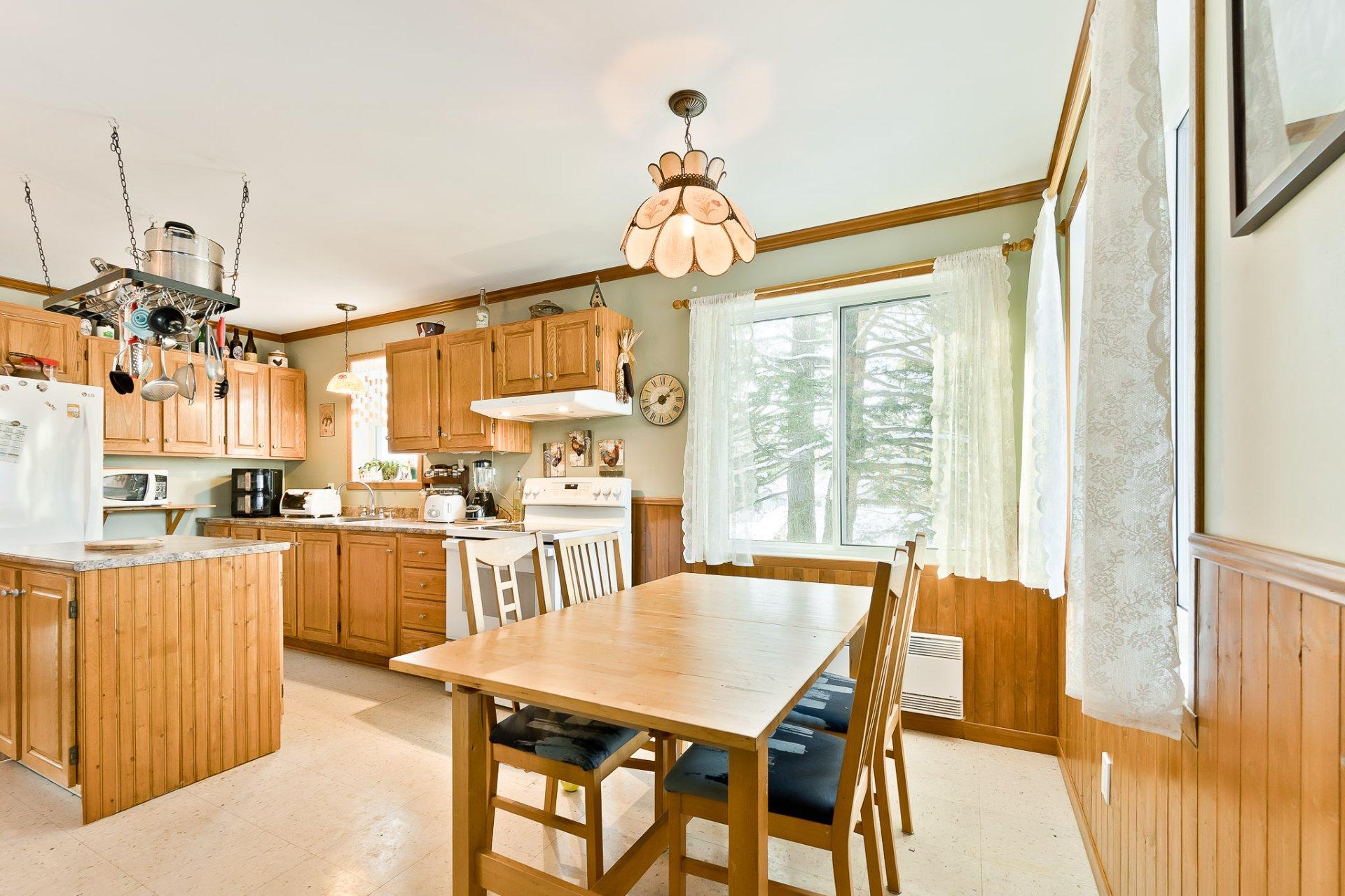 









4612


Rue Walters

,
Dunham,




QC
J0E1M0

