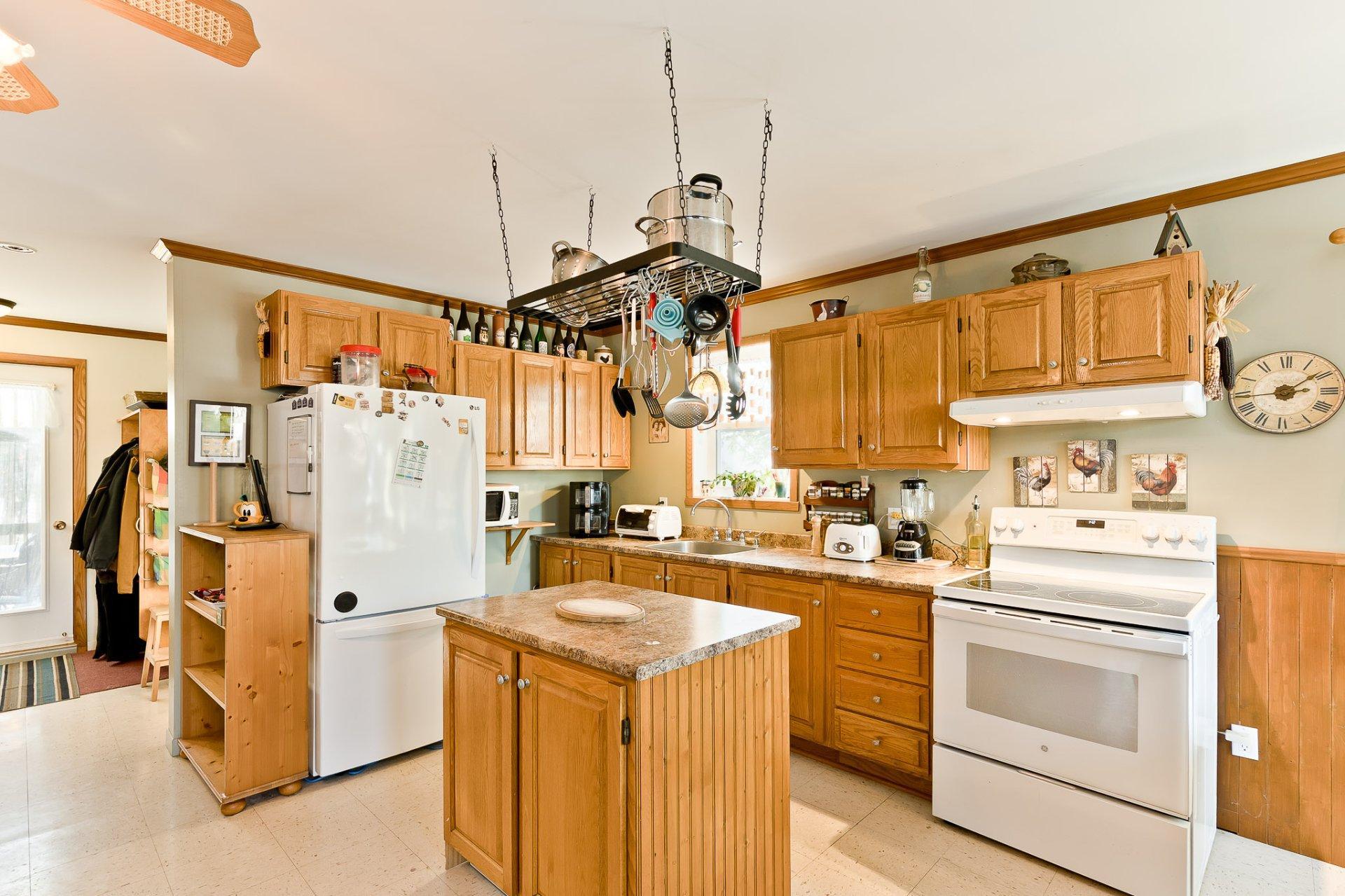 









4612


Rue Walters

,
Dunham,




QC
J0E1M0

