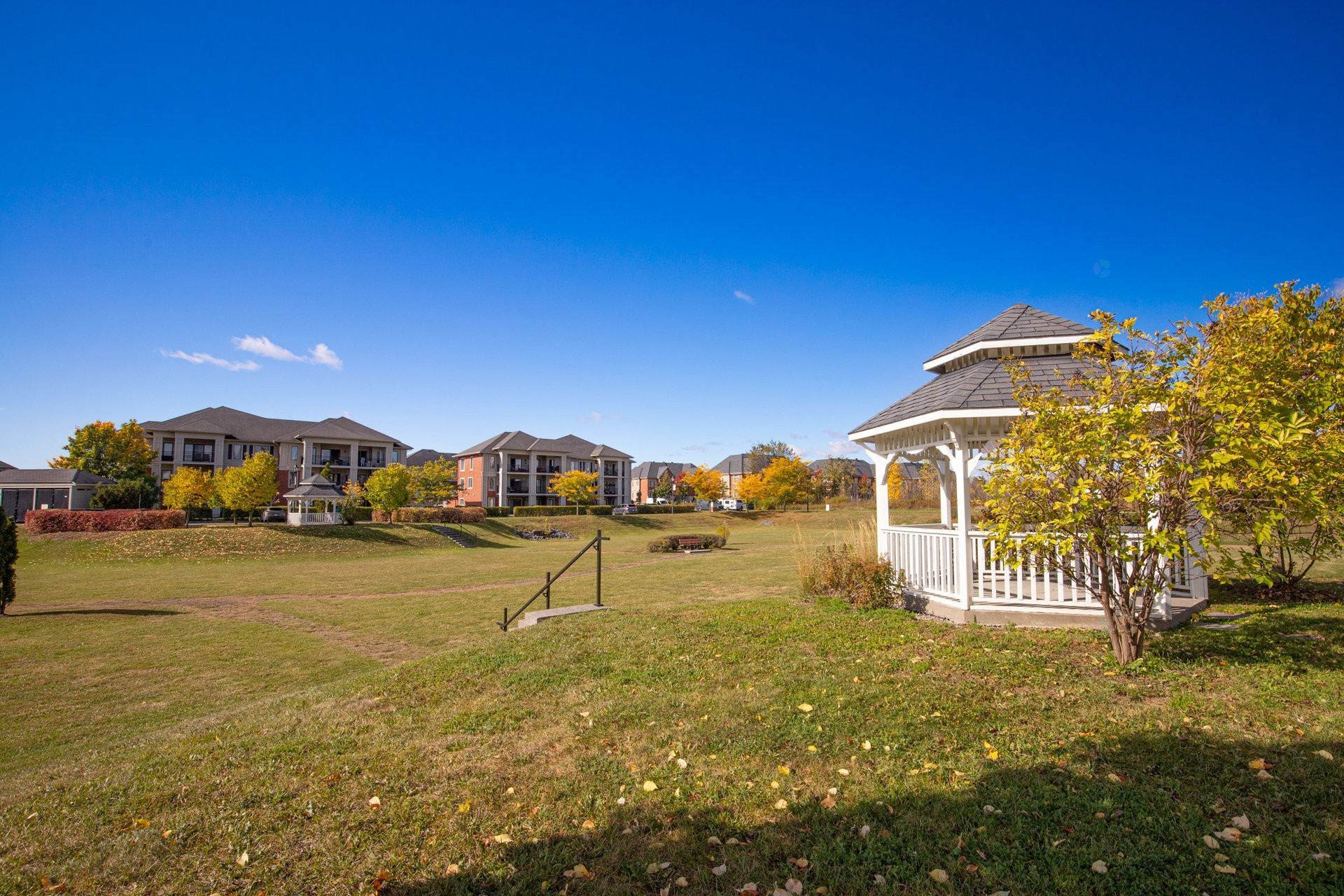 









744


Rue des Sureaux

, 8,
Boucherville,




QC
J4B0C8

