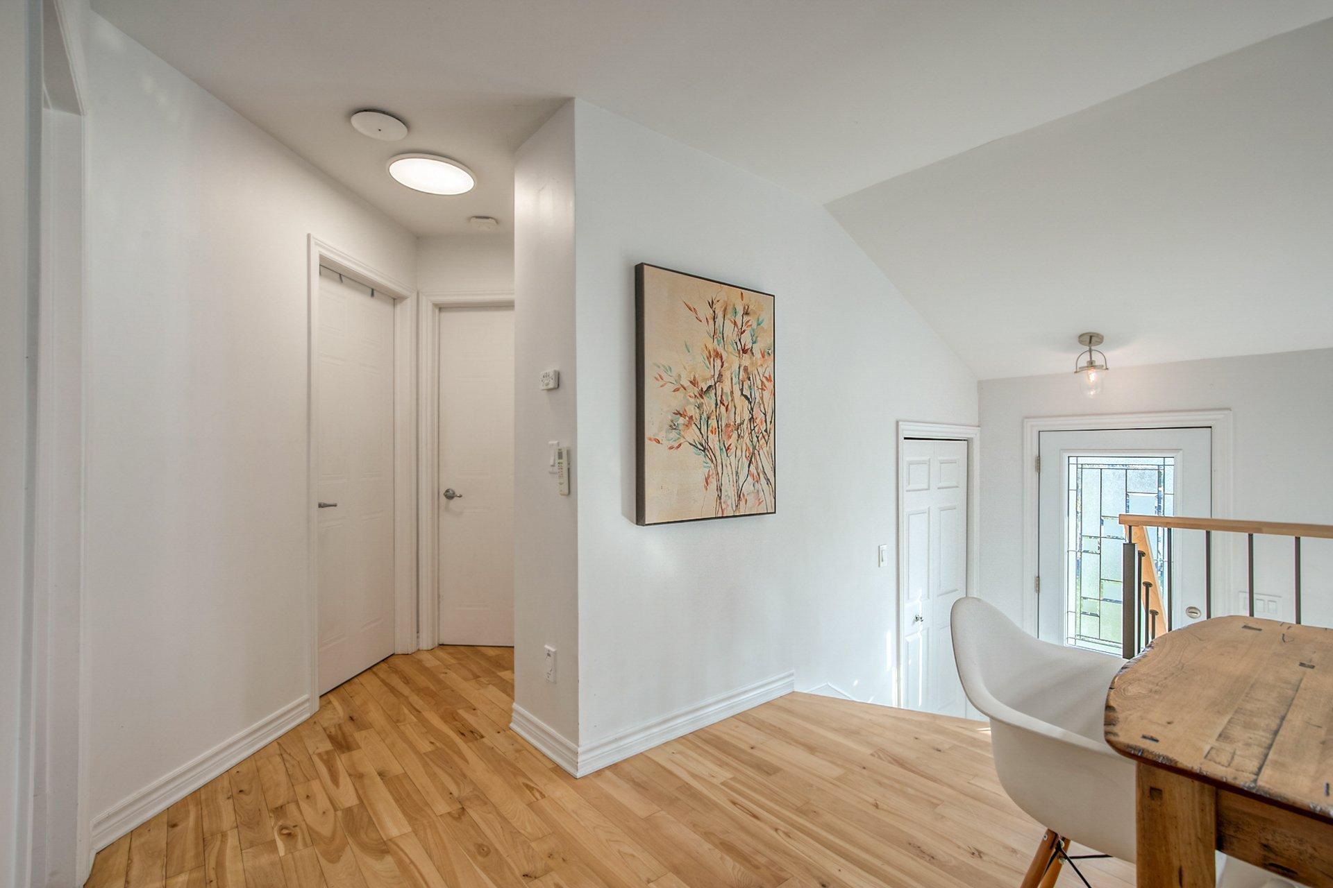 









1387


Rue du Bonheur

,
Saint-Alexandre,




QC
J0J1S0

