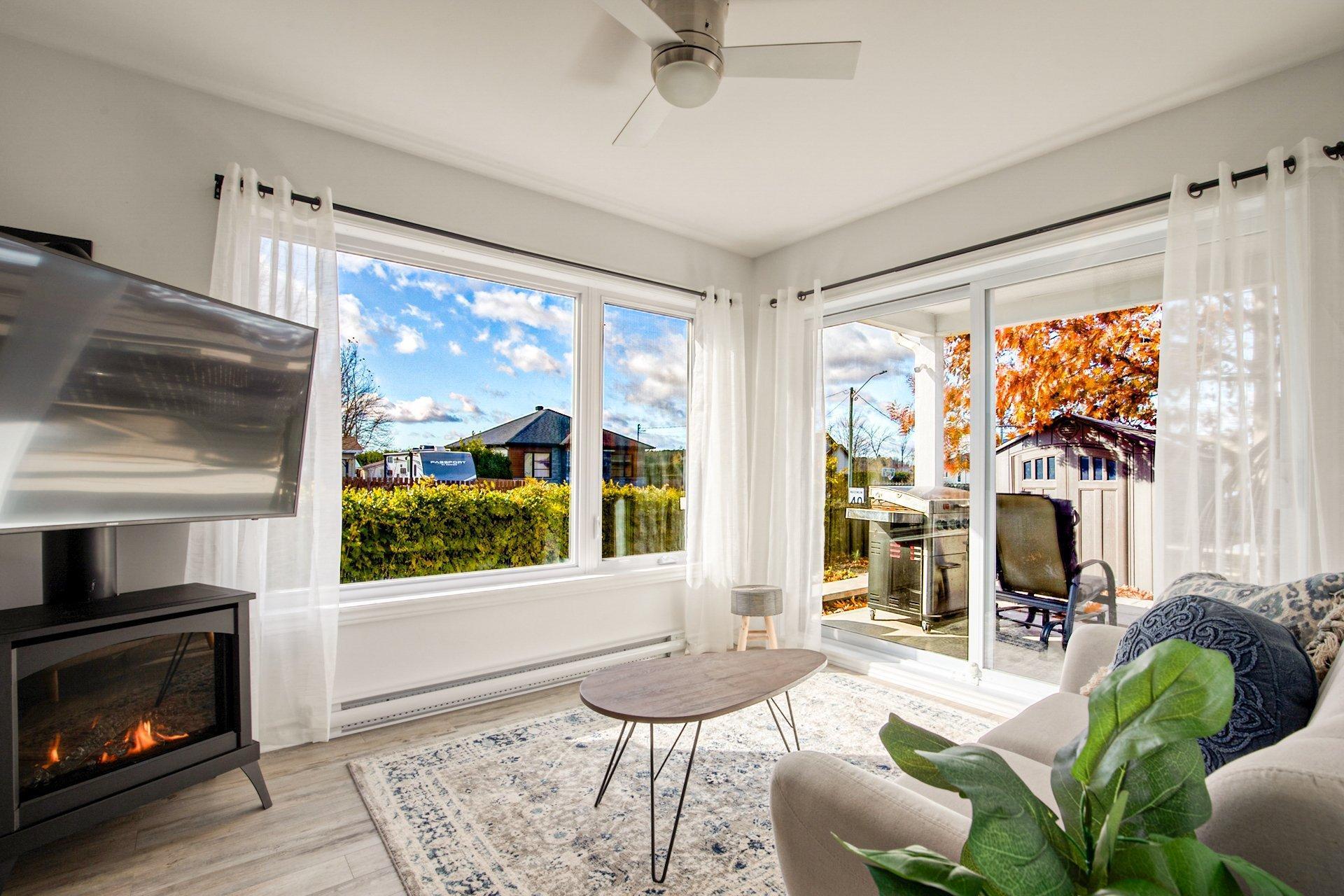 









1387


Rue du Bonheur

,
Saint-Alexandre,




QC
J0J1S0

